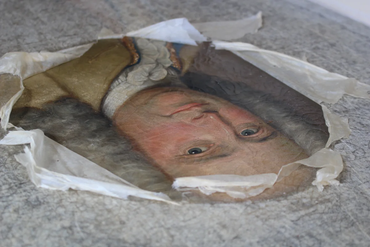 Restauration de tableau réalisée pour un collectionneur à Antibes, entre vieil Antibes et Cap d’Antibes.